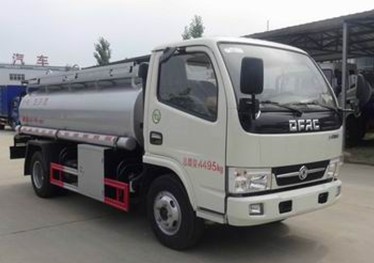 藍(lán)牌供液車(chē)圖片 藍(lán)牌供液車(chē)圖片