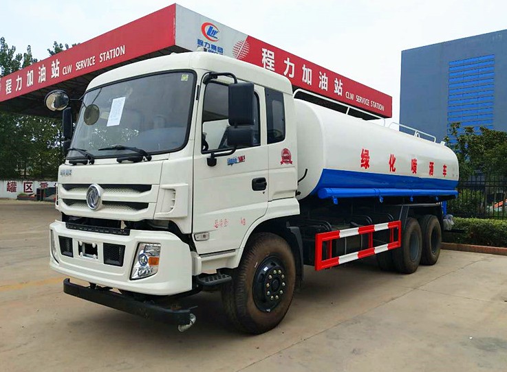 東風(fēng)御龍后雙橋20噸灑水車圖片 東風(fēng)御龍后雙橋20噸灑水車圖片