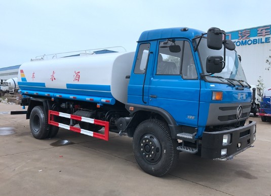 東風153 15噸灑水車圖片 東風153 15噸灑水車圖片