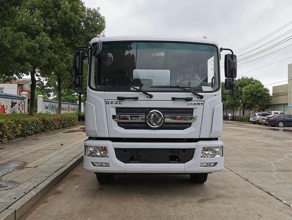 國六東風(fēng)多利卡D9普通液體運(yùn)輸車圖片 國六東風(fēng)多利卡D9普通液體運(yùn)輸車圖片