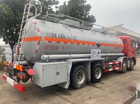 重汽豪沃SLS5322GFWZ5型腐蝕性物品罐式運(yùn)輸車(chē) 重汽豪沃SLS5322GFWZ5型腐蝕性物品罐式運(yùn)輸車(chē)