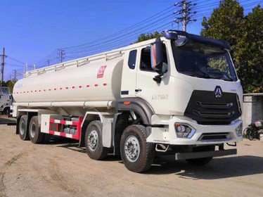 重汽豪瀚前四后八供液車 重汽豪瀚前四后八供液車